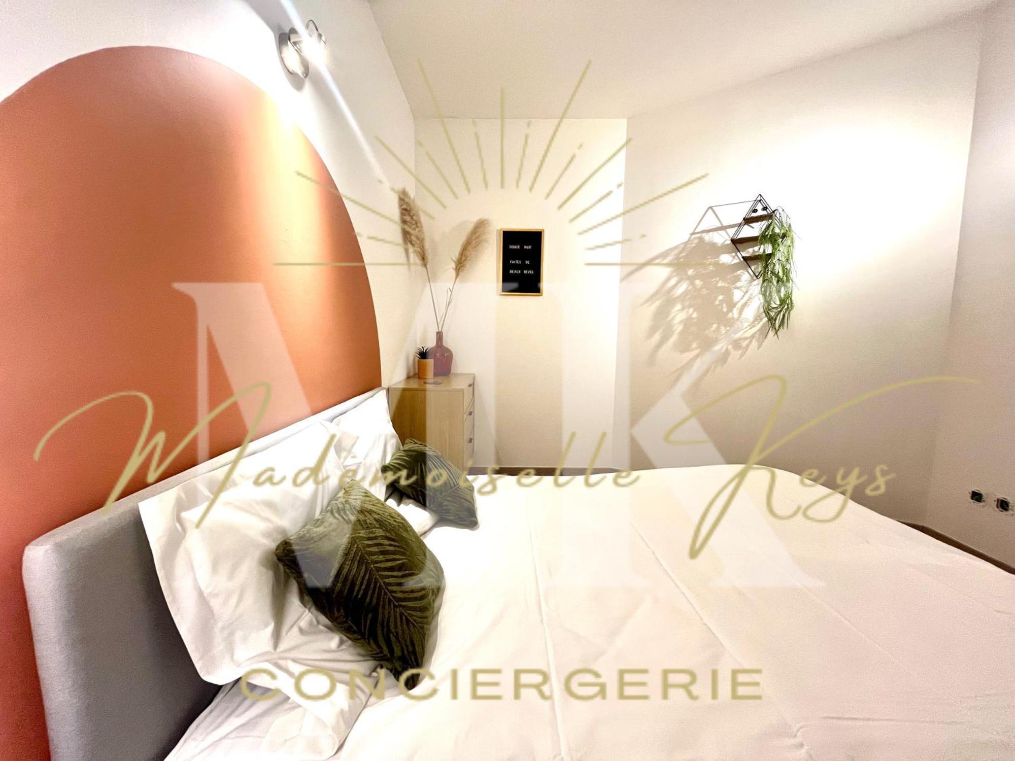 Le Mirror- Hyper Centre Ville Sens Extérieur photo